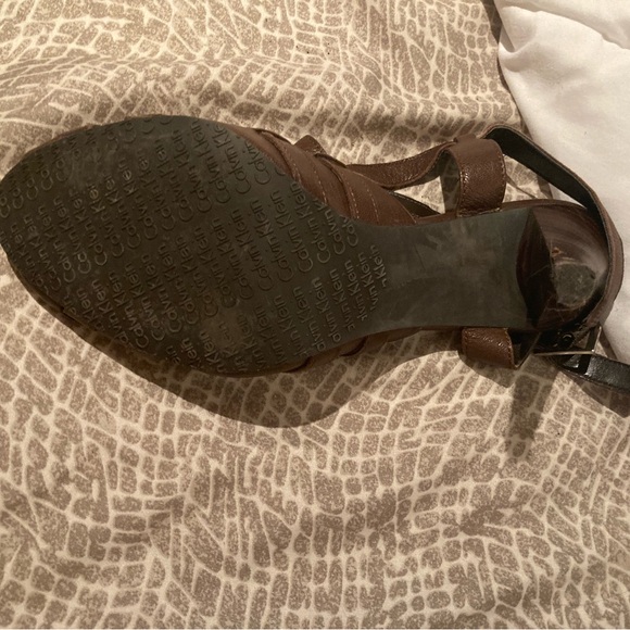 Calvin Klein Slingbacks - Picture 2 of 3